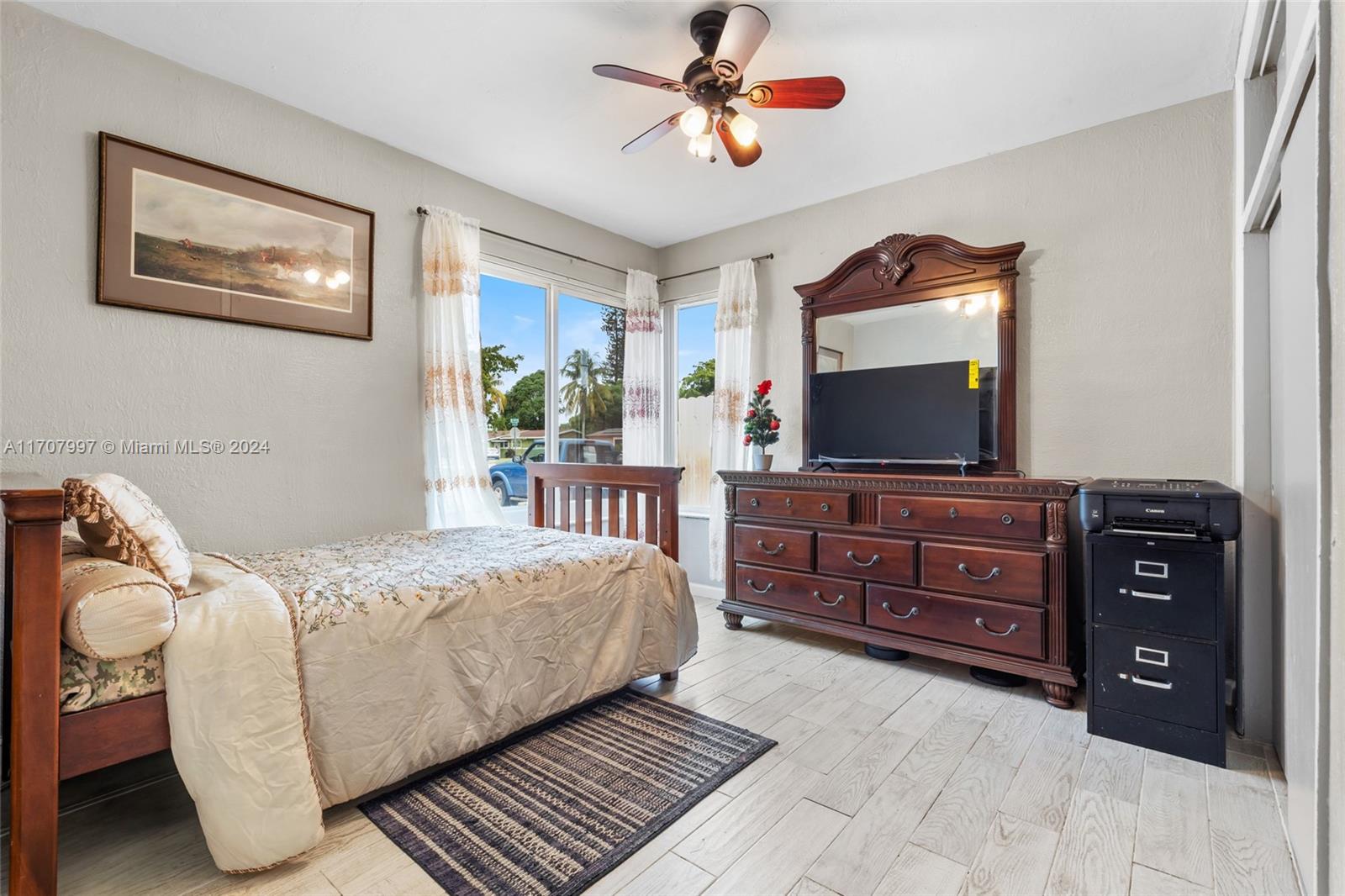 SCOTT LAKE MANOR SEC 4 - Residential