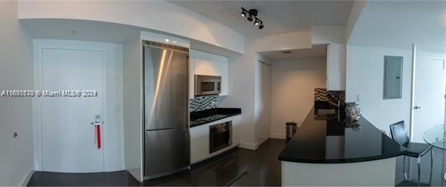 MINT CONDO - Residential