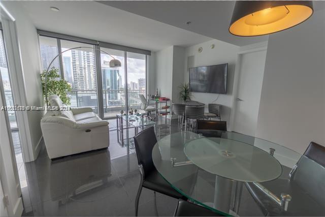 MINT CONDO - Residential