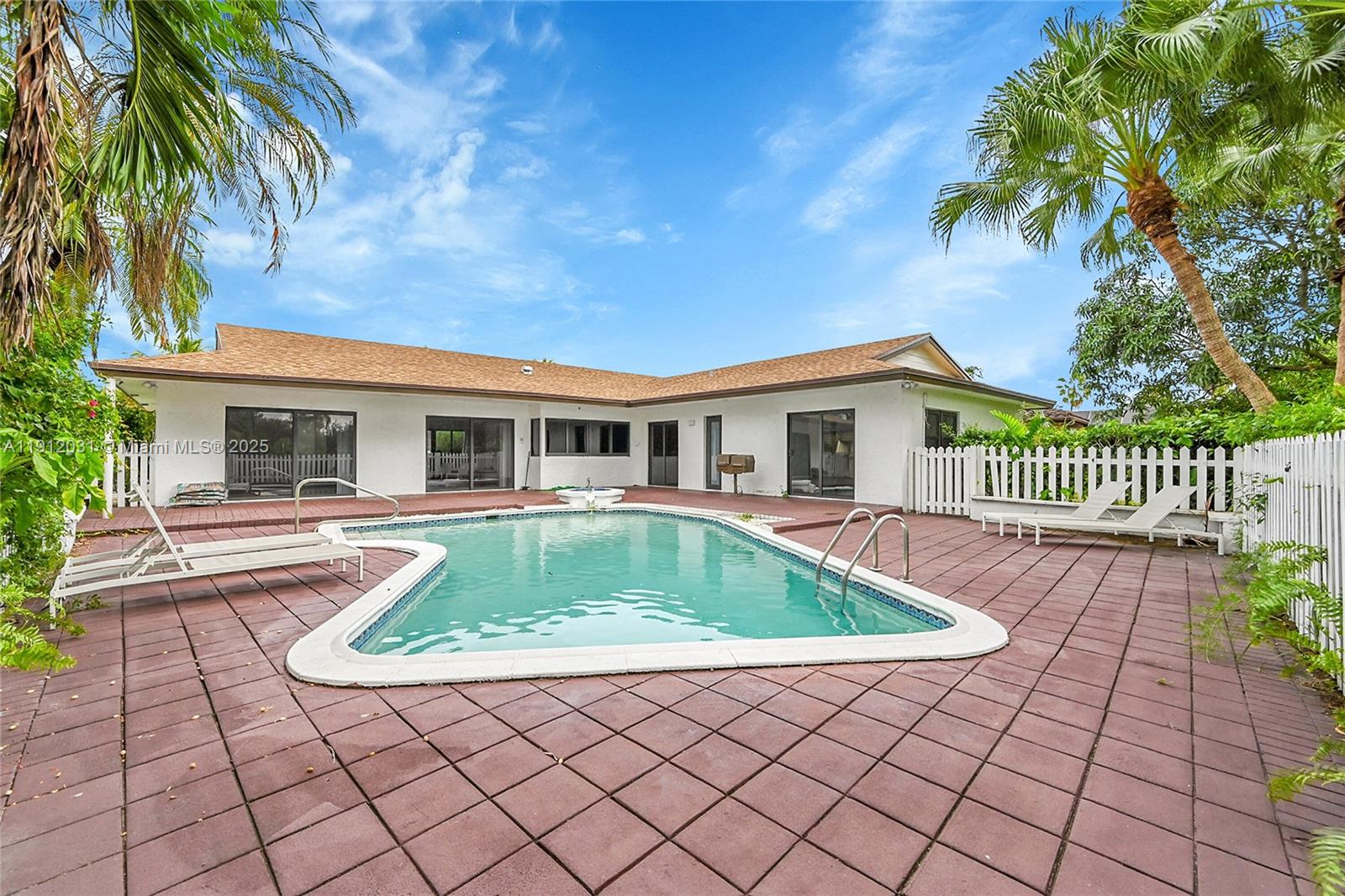 WOODLANDS SEC TWO-PHASE O - Residential