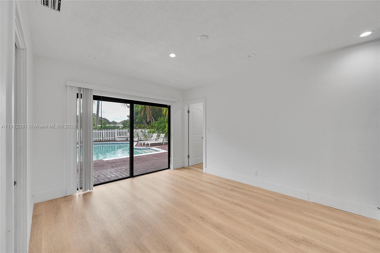 WOODLANDS SEC TWO-PHASE O - Residential