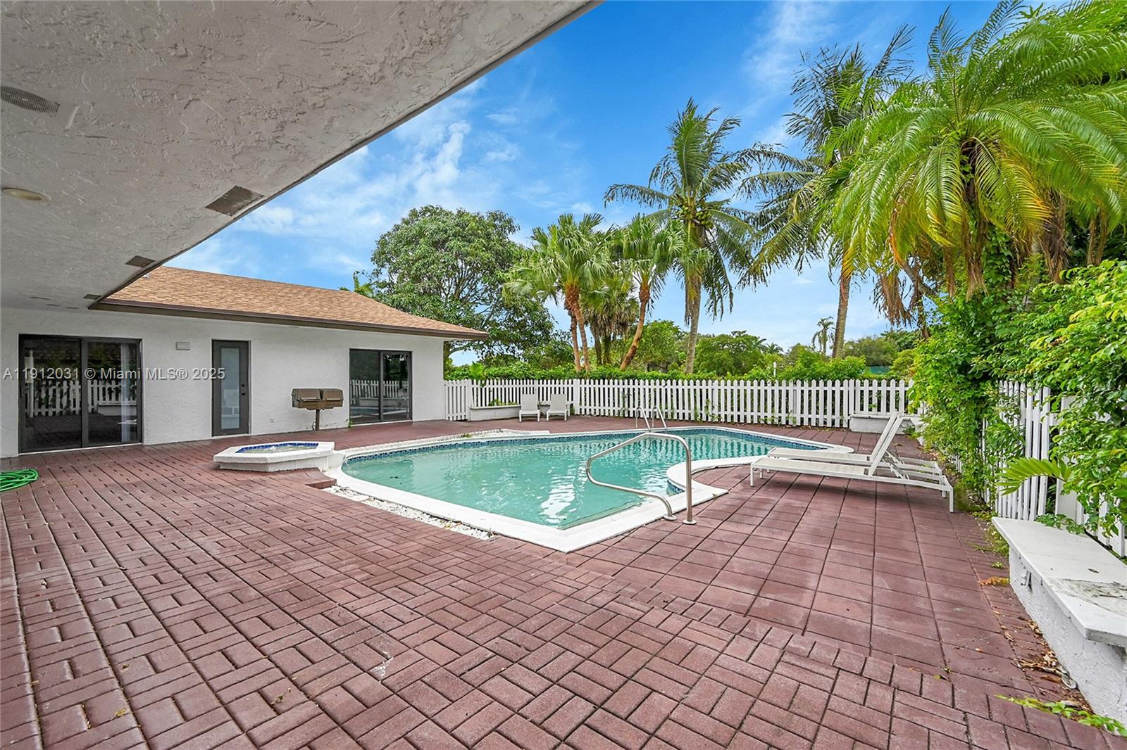 WOODLANDS SEC TWO-PHASE O - Residential