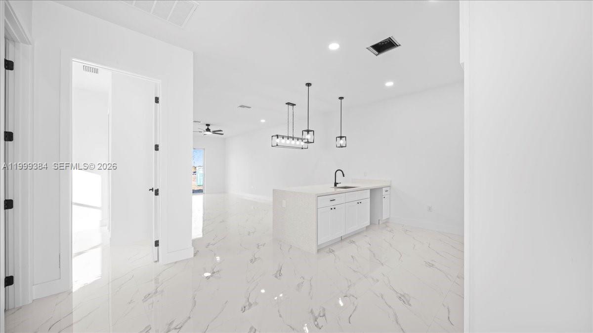 CAPE CORAL - Residential Income