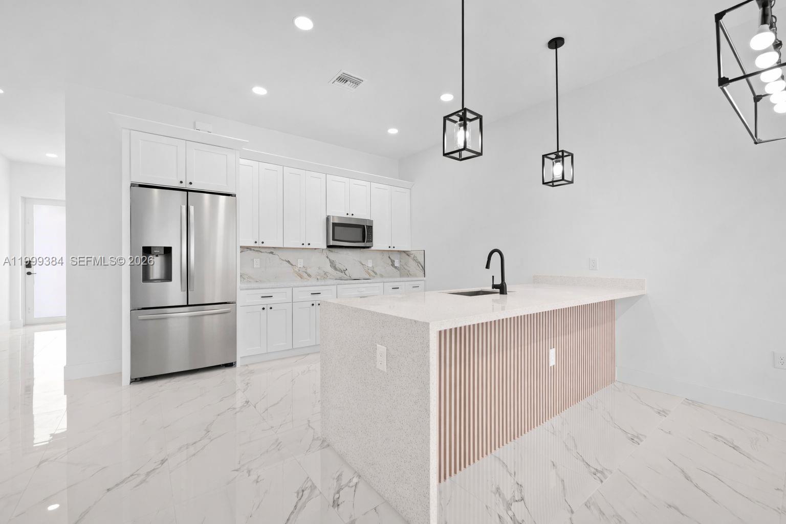 CAPE CORAL - Residential Income