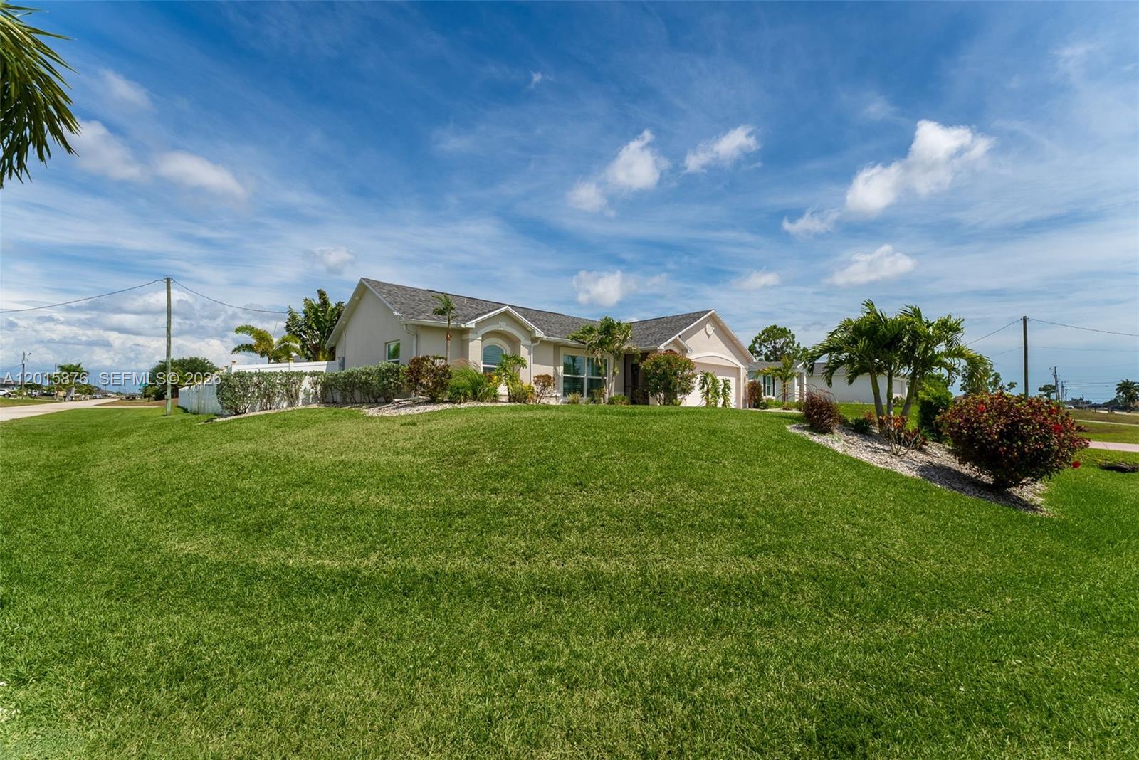 CAPE CORAL - Residential