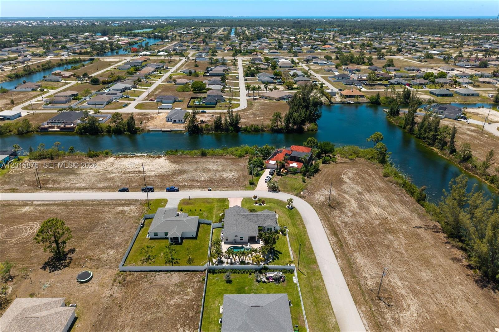 CAPE CORAL - Residential