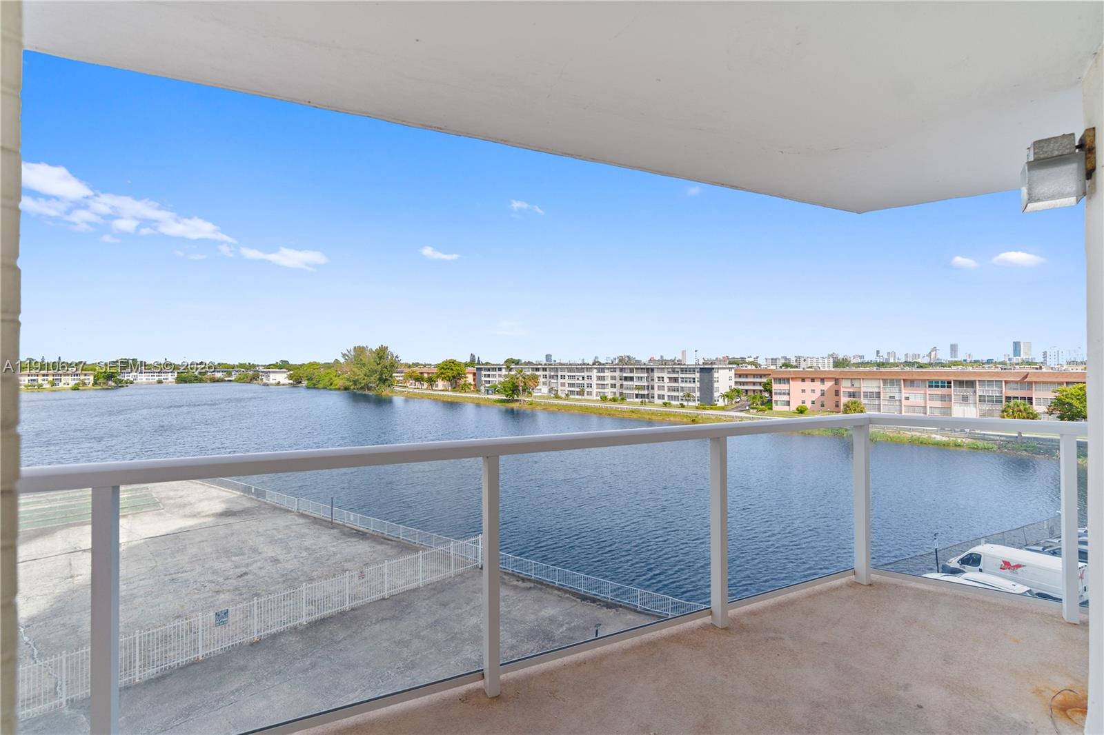 BUCKLEY TOWERS CONDO - EA - Residential