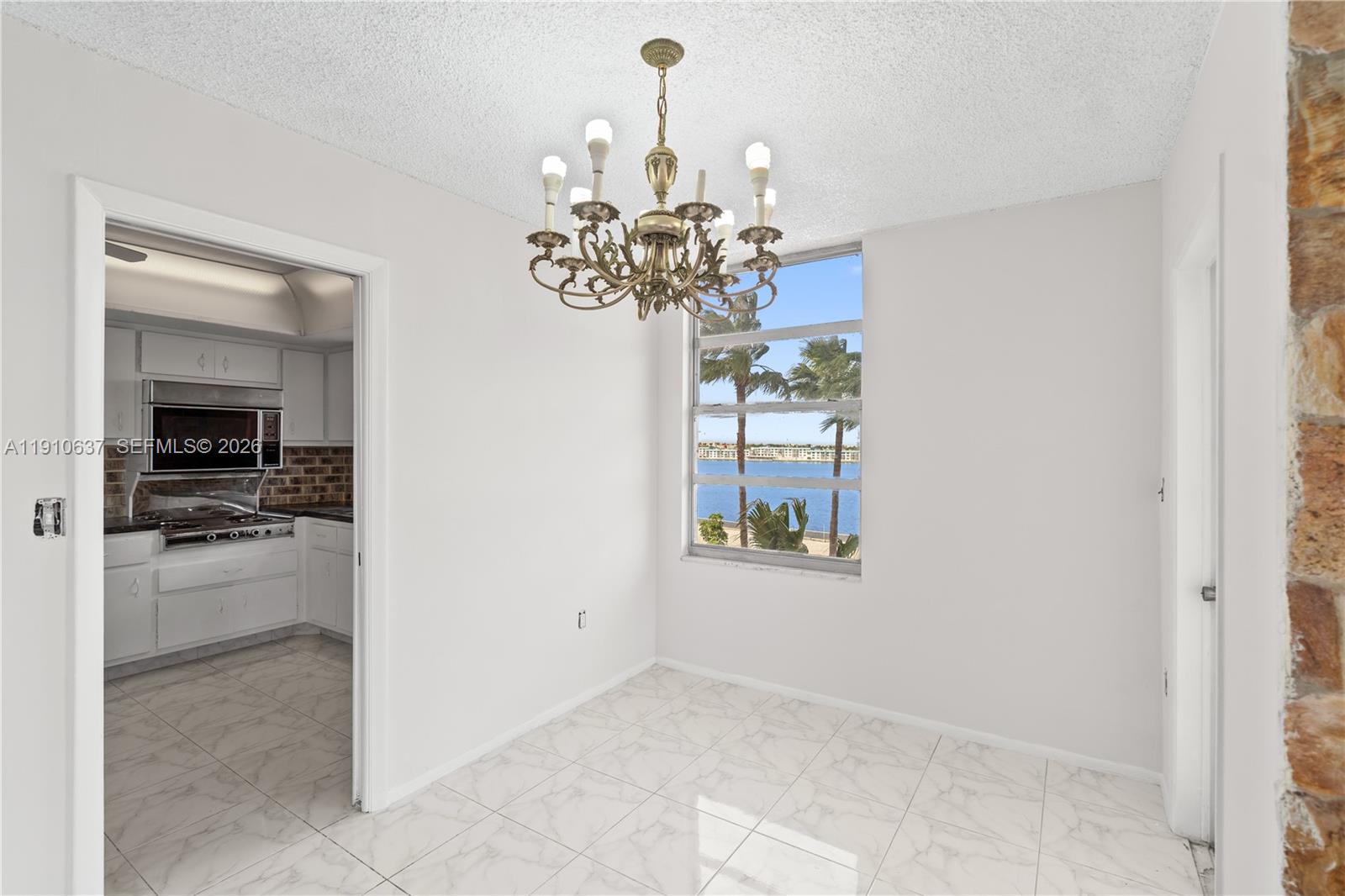 BUCKLEY TOWERS CONDO - EA - Residential