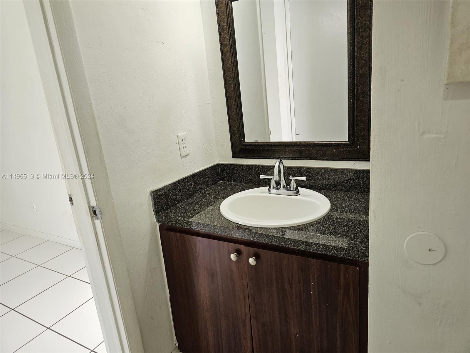 LAKE ORLEANS EAST - Residential Lease