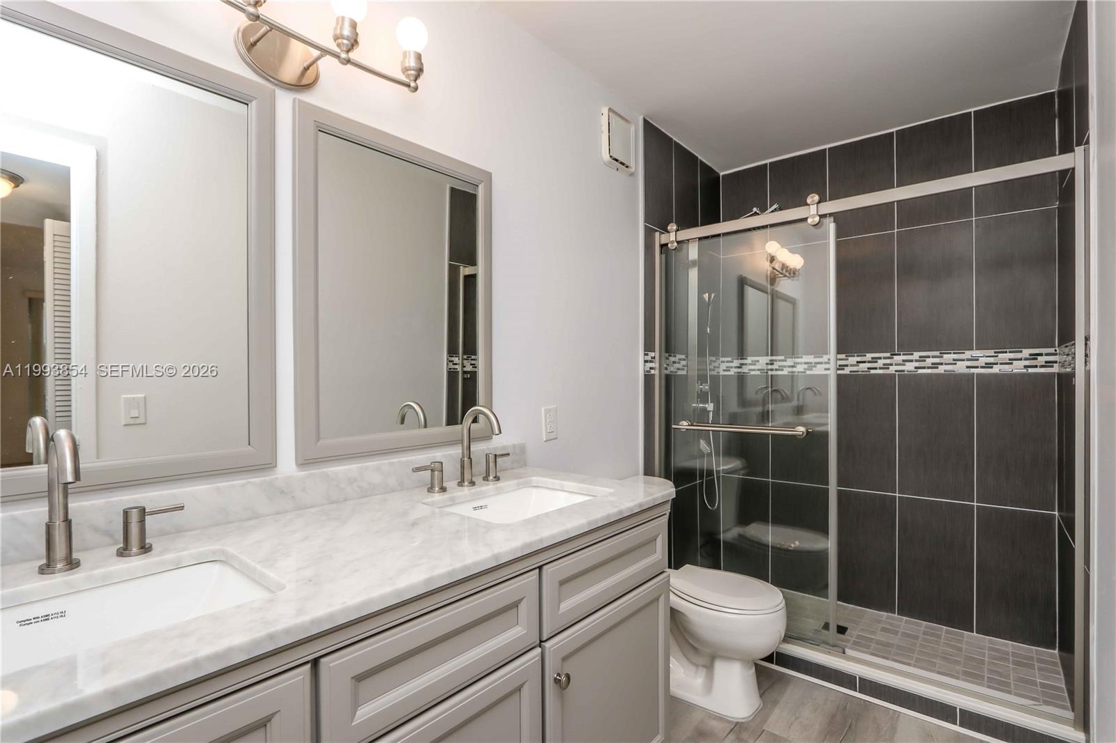 THE MEADOWS LAKE NORTH CO - Residential