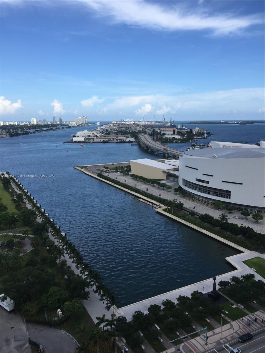 Rental Property at 900 Biscayne Blvd 2609, Miami, Broward County, Florida - Bedrooms: 2 
Bathrooms: 3  - $6,300 MO.