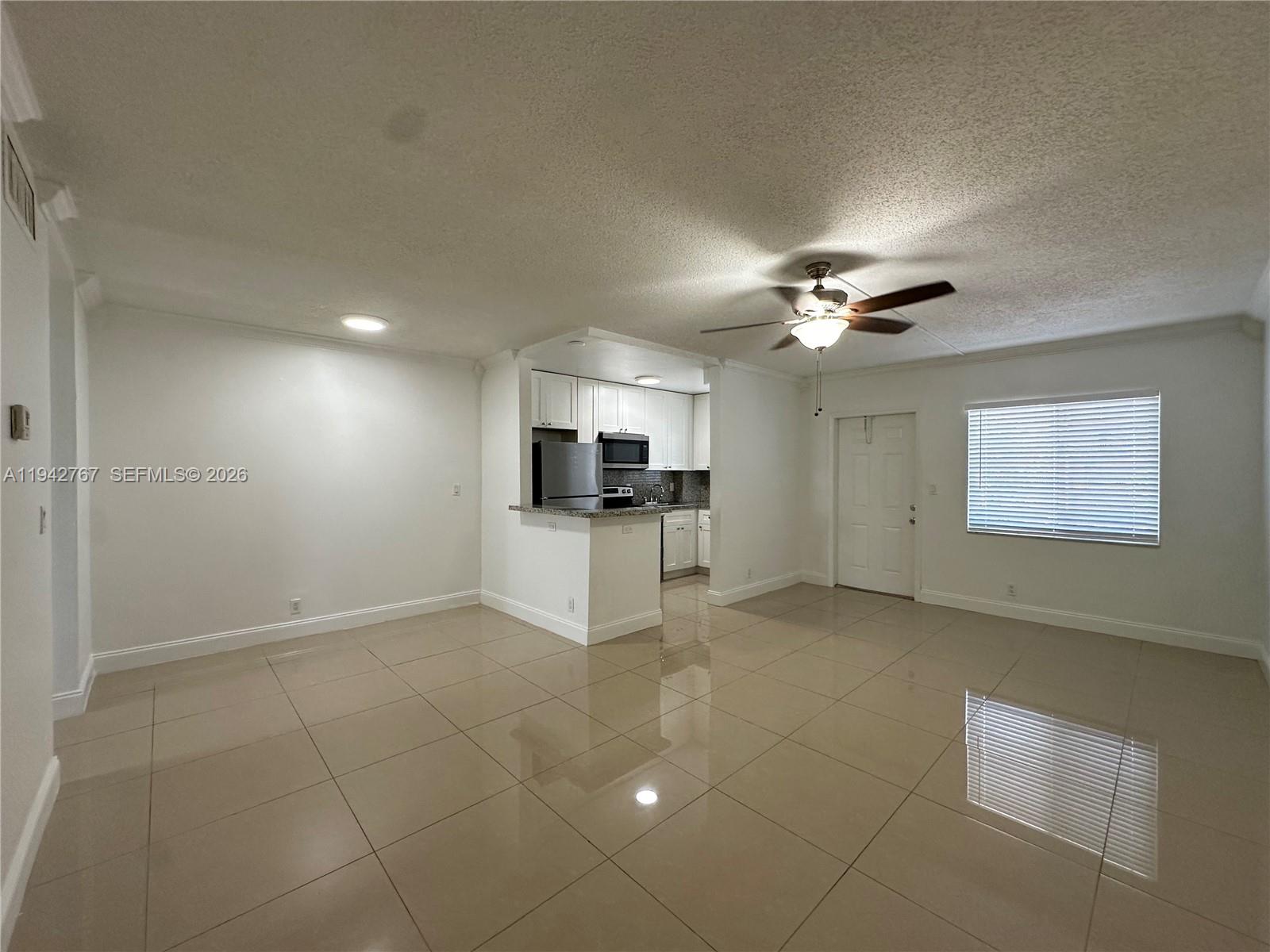 CORAL RIDGE ISLES - Residential Lease