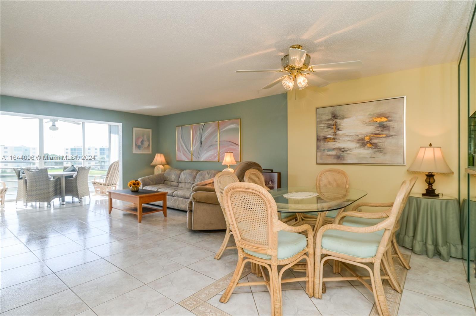 MEADOWBROOK LAKES VIEW CO - Residential