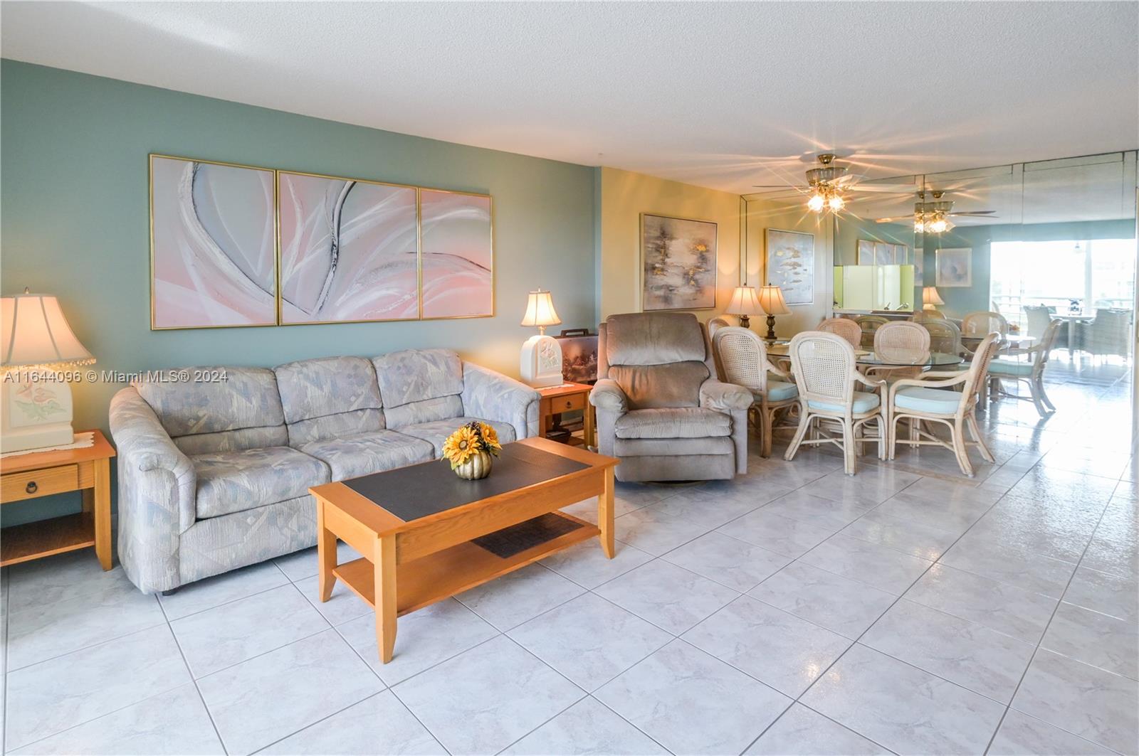 MEADOWBROOK LAKES VIEW CO - Residential