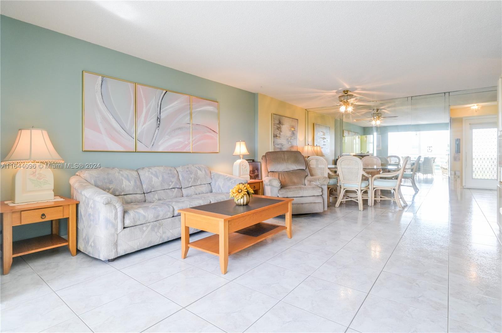 MEADOWBROOK LAKES VIEW CO - Residential