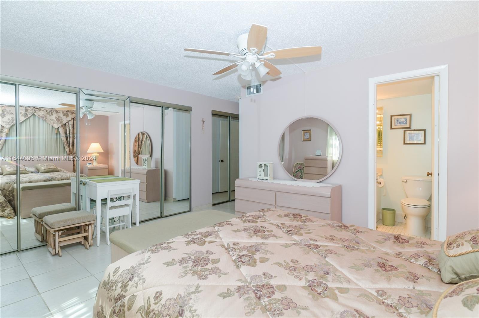 MEADOWBROOK LAKES VIEW CO - Residential