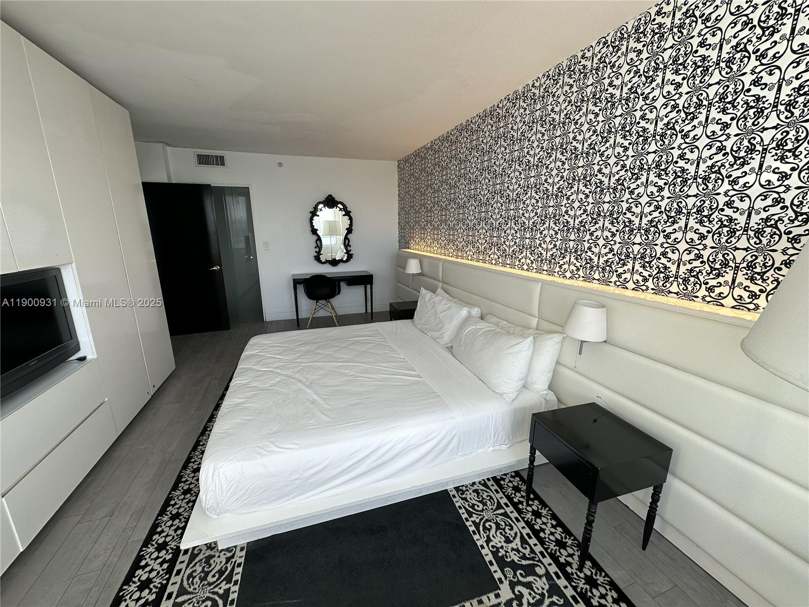 1100 WEST CONDO - Residential