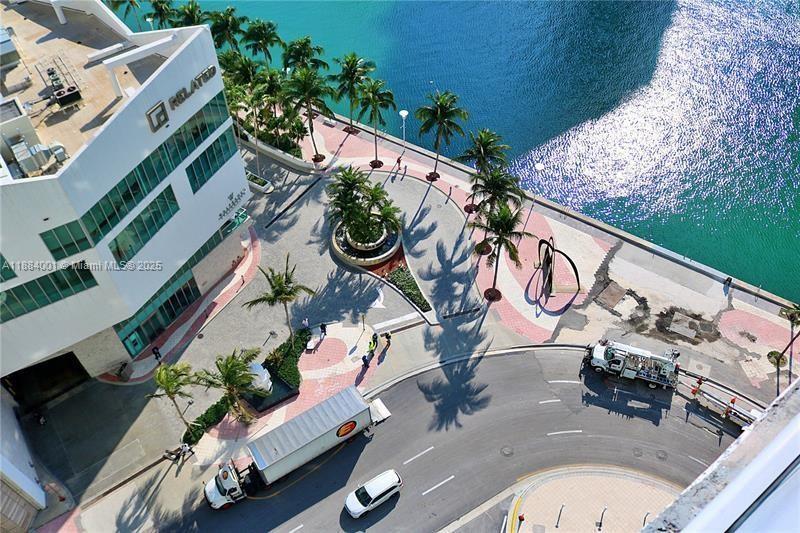 300 S BISCAYNE BLVD 1603