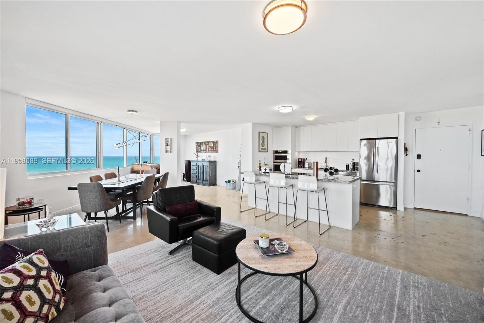 BURLEIGH HOUSE CONDO - Residential