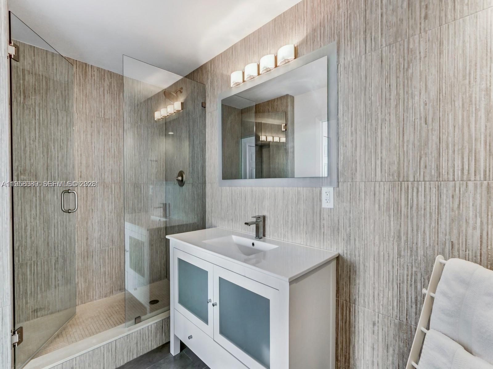 BURLEIGH HOUSE CONDO - Residential