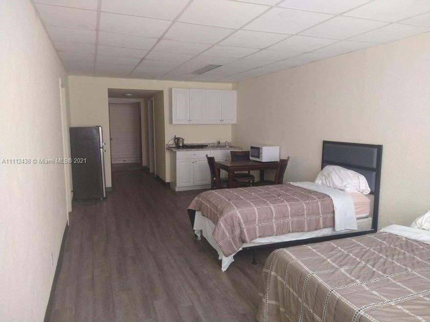 Furnished Studio in a great location in East Hollywood, just 1 mile from the beach conveniently located near shopping, just minutes from I 95 and US1. It can be rented unfurnished $100 less. UTILITIES INCLUDED: WIFI, fpl, water. All ages!! well maintained community. Laundry facilities inside the complex. Fast and easy approval. Pets under 25 lbs. are welcome with a $350 nonrefundable pet fee. $45 screening fee. Plenty of parking spaces. FAST MOVE IN