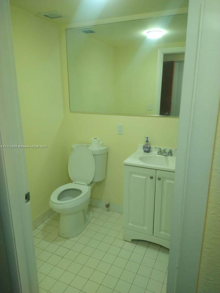 Oceanside Villas Apartment - Residential Lease