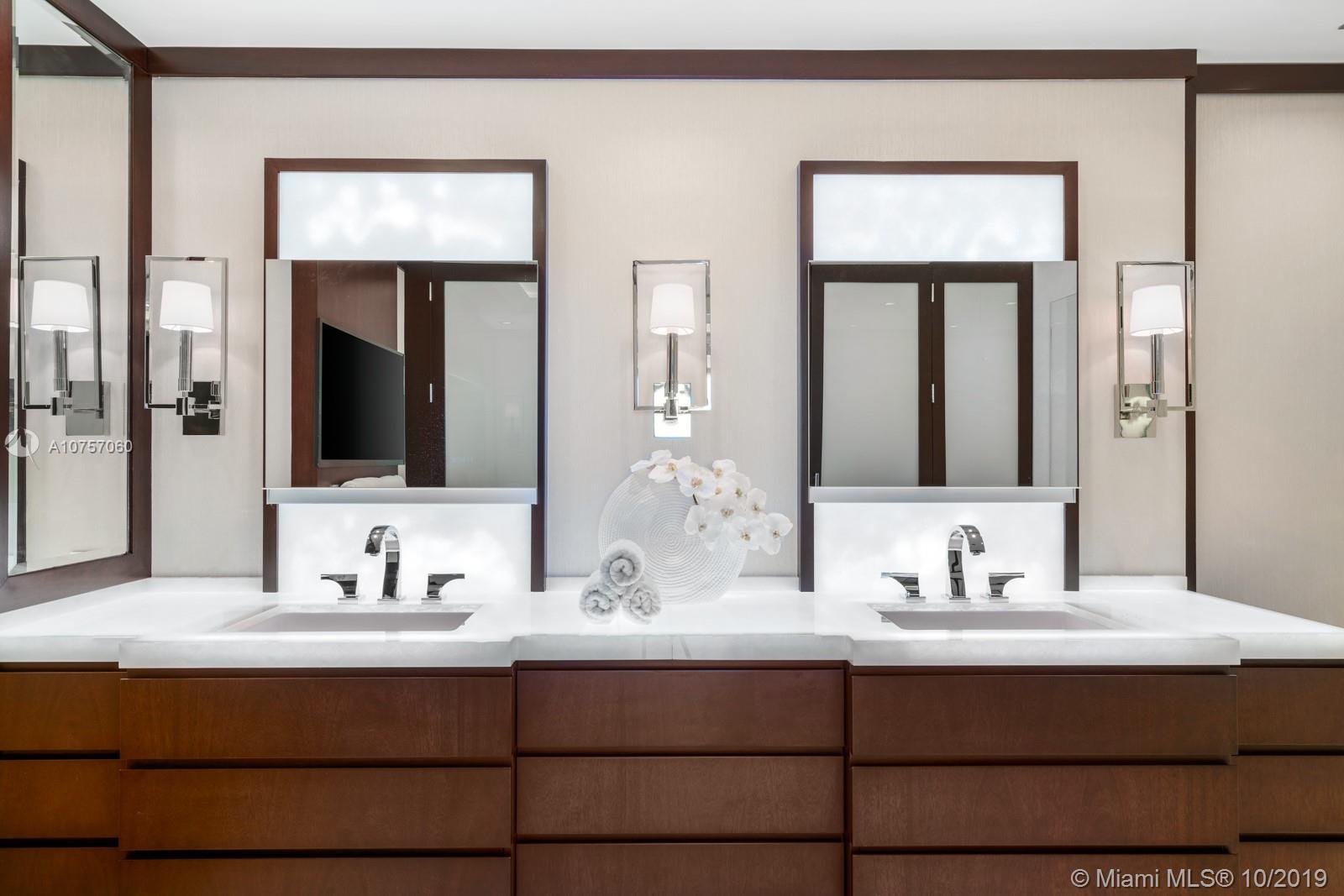 OCEANA BAL HARBOUR CONDO - Residential