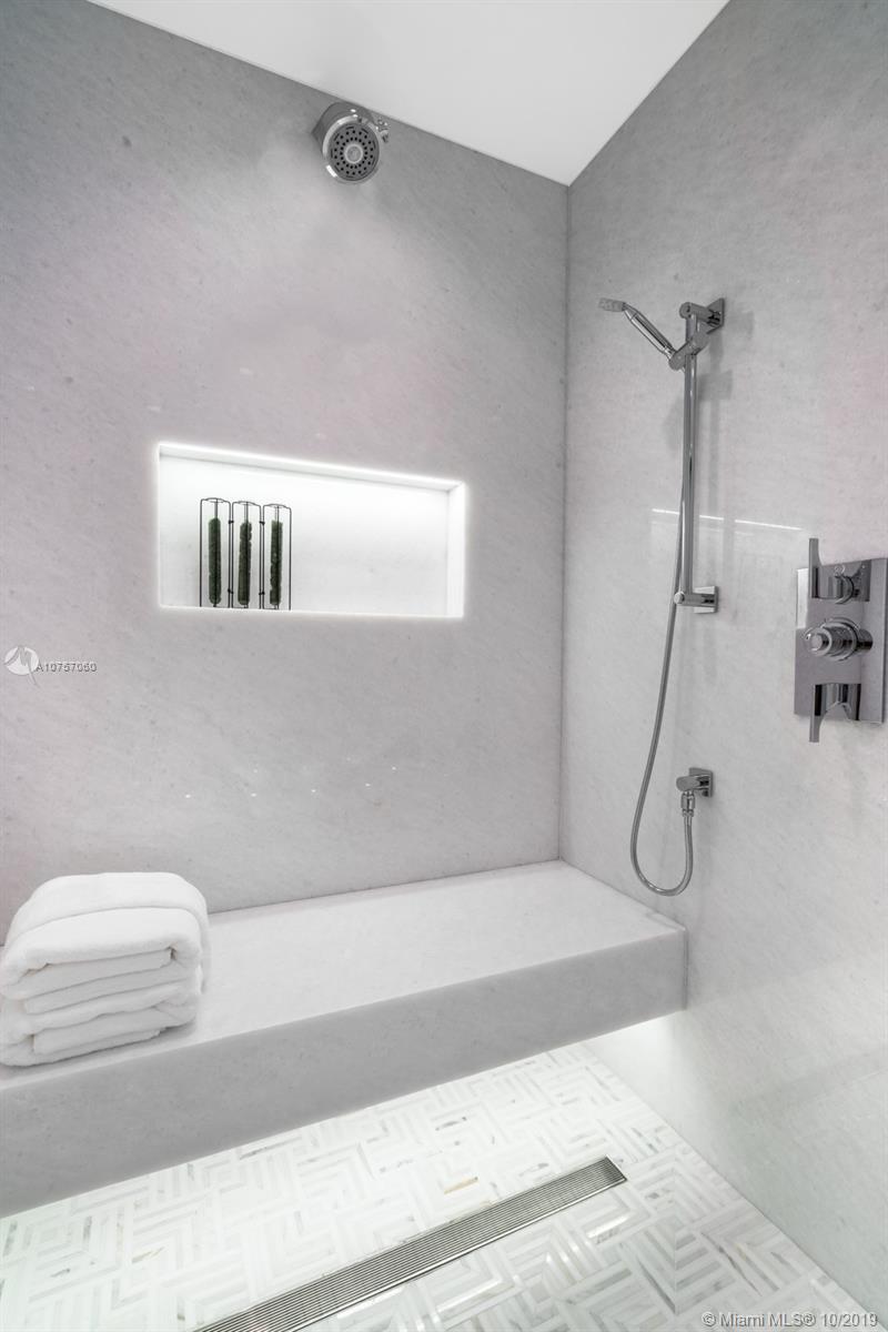 OCEANA BAL HARBOUR CONDO - Residential