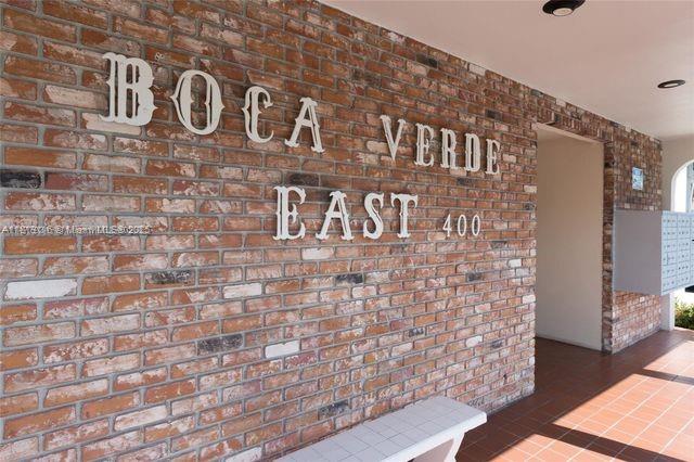 Located in the vibrant heart of Boca Raton and blocks from the beach, this beautifully furnished 1-bedroom, 1.5-bath condo combines comfort, style, and peace of mind. The spacious primary suite includes generous closet space and a private en-suite bath, while the additional half bath is perfect for guests. A versatile den offers endless possibilities—ideal as a home office, guest space, or a cozy retreat tailored to your needs.
This first-floor unit includes a dedicated parking space right outside your door and hurricane shutters for added security. Just steps from Mizner Park and the Amphitheater, you'll enjoy immediate access to Boca’s best dining, shopping, and entertainment—all in one of the city’s most sought-after locations.
OWNER MOTIVATED TO SELL, SEND YOUR OFFERS!