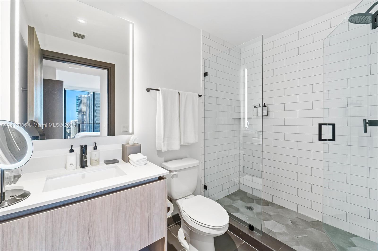 MAP OF MIAMI DADE CO. FL. - Residential Lease