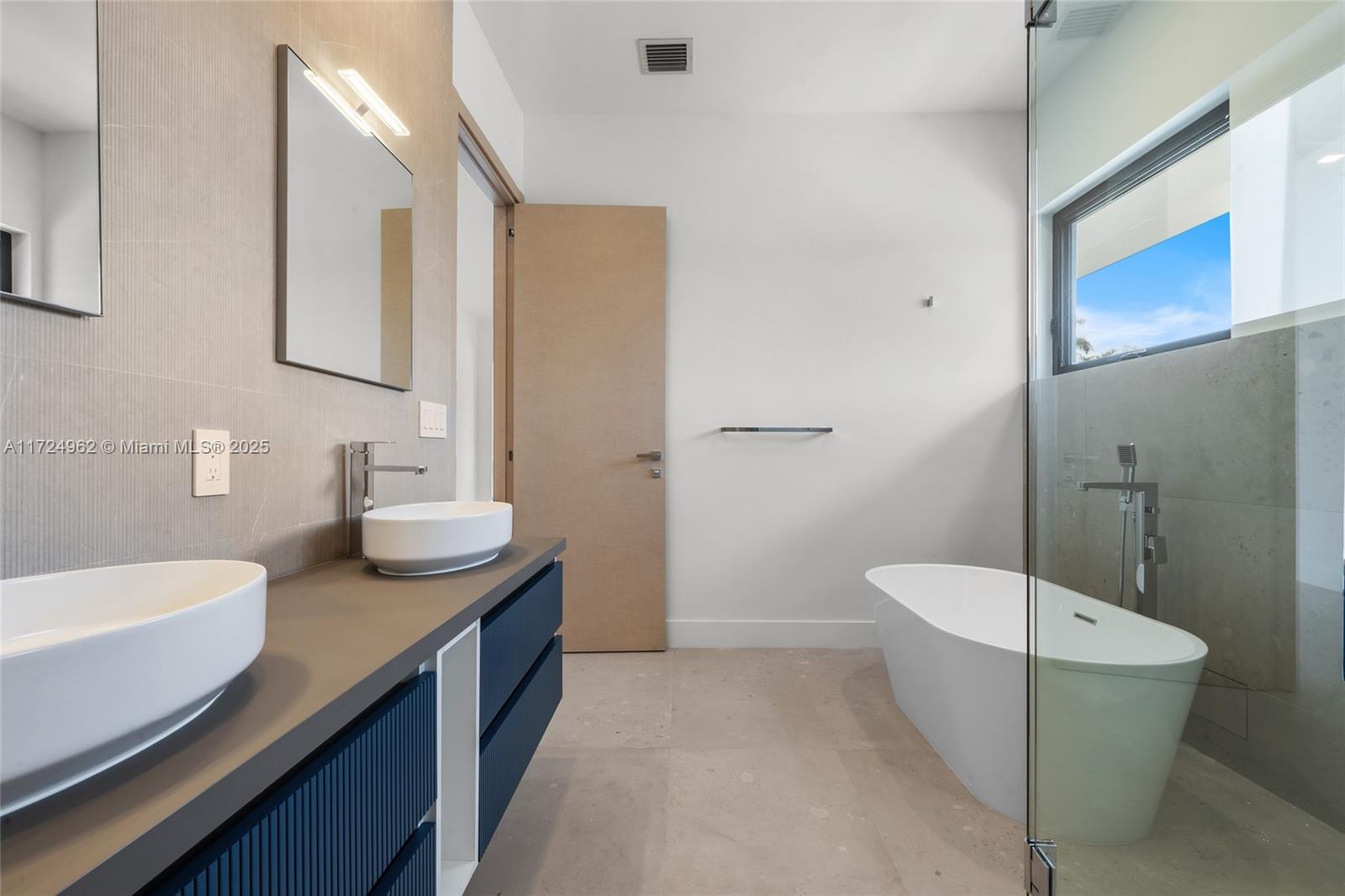 TARPON RIVER - Residential
