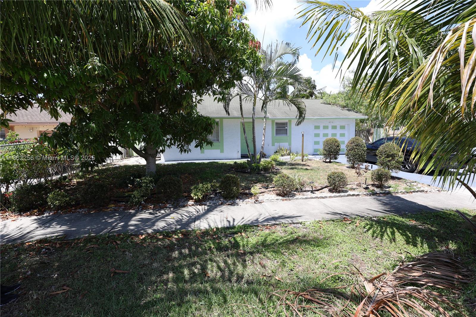 WELCOME TO DEERFIELD BEACH! THIS 3 BEDROOMS AND 2 BATHROOM, PLUS AN EXRA ROOM, ALONG WITH A SPECIOUS, FULLY FENCED BACKYARD. THE PROPERTY INCLUDES A BRAND-NEW AIR CONDITIONER UNIT AND IS CURRENTLY LEASED ON A MONTH-T0-MONTH BASIS AT $3,800 PER MONTH. THE CURRENT TENANTS MAY BE OPEN TO CONTINUING THEIR TENANCY. FOR FURTHER DETAILS, PLEASE CONTACT THE LISTING AGENT. MORE PHOTOS ARE COMING!