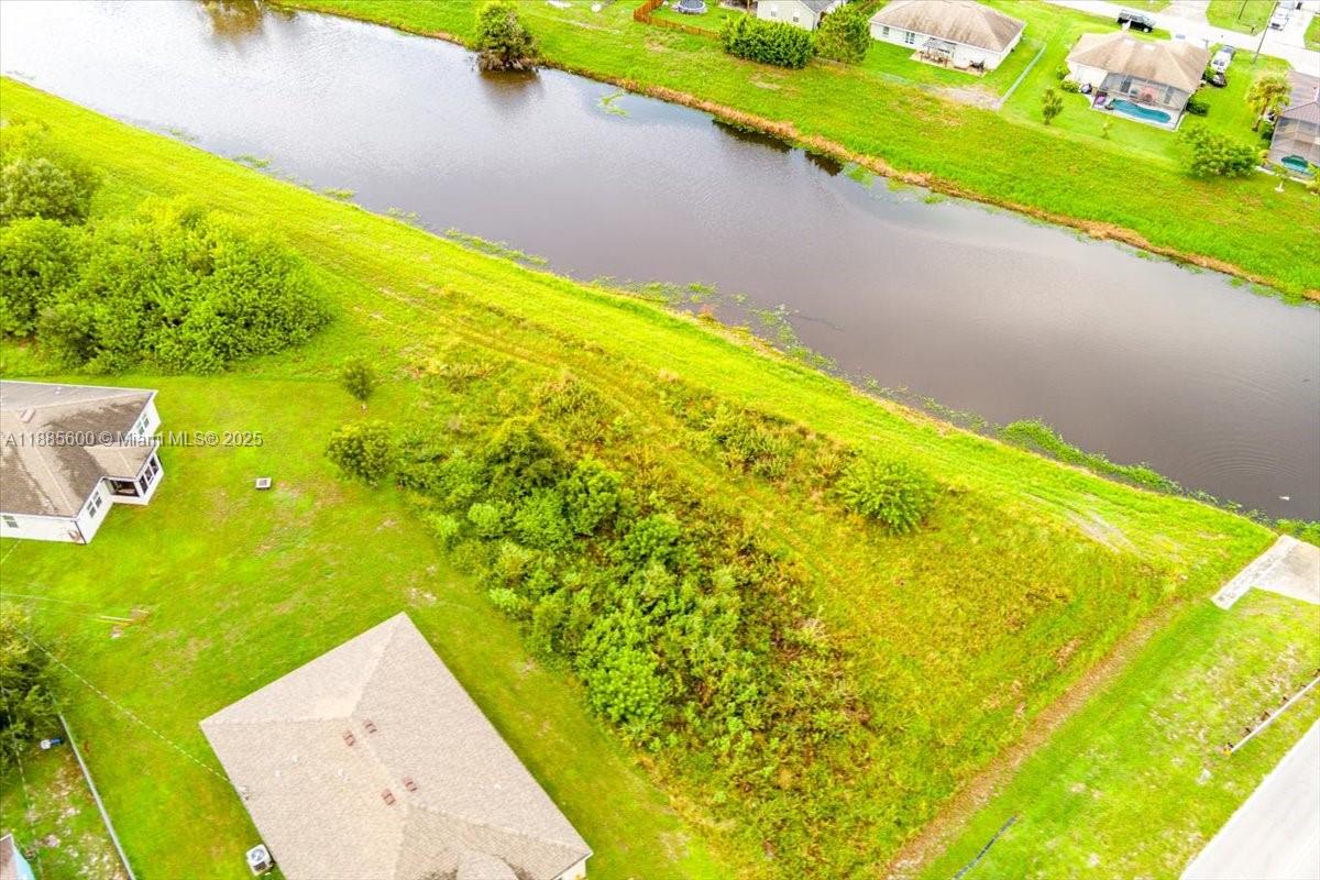 PORT ST LUCIE SECTION  34 - Land