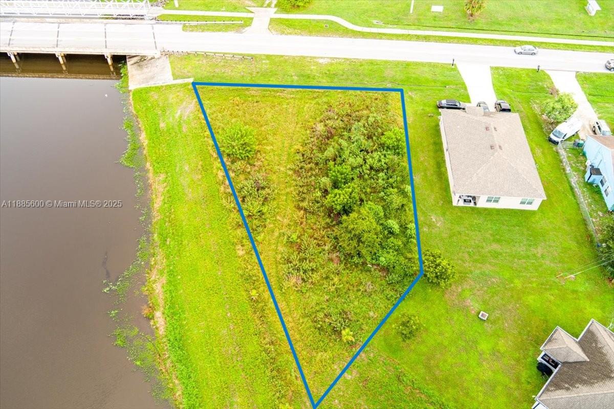 PORT ST LUCIE SECTION  34 - Land