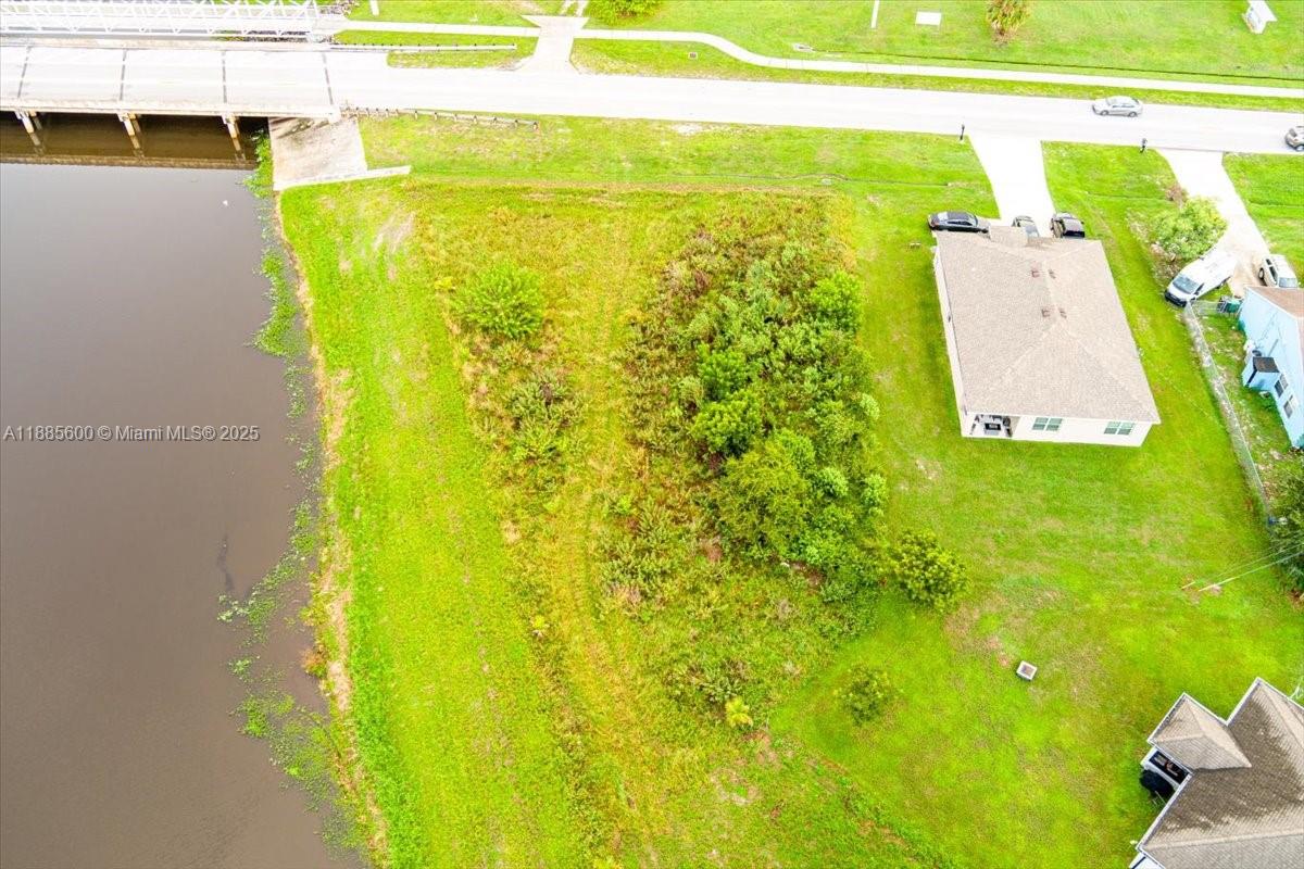PORT ST LUCIE SECTION  34 - Land