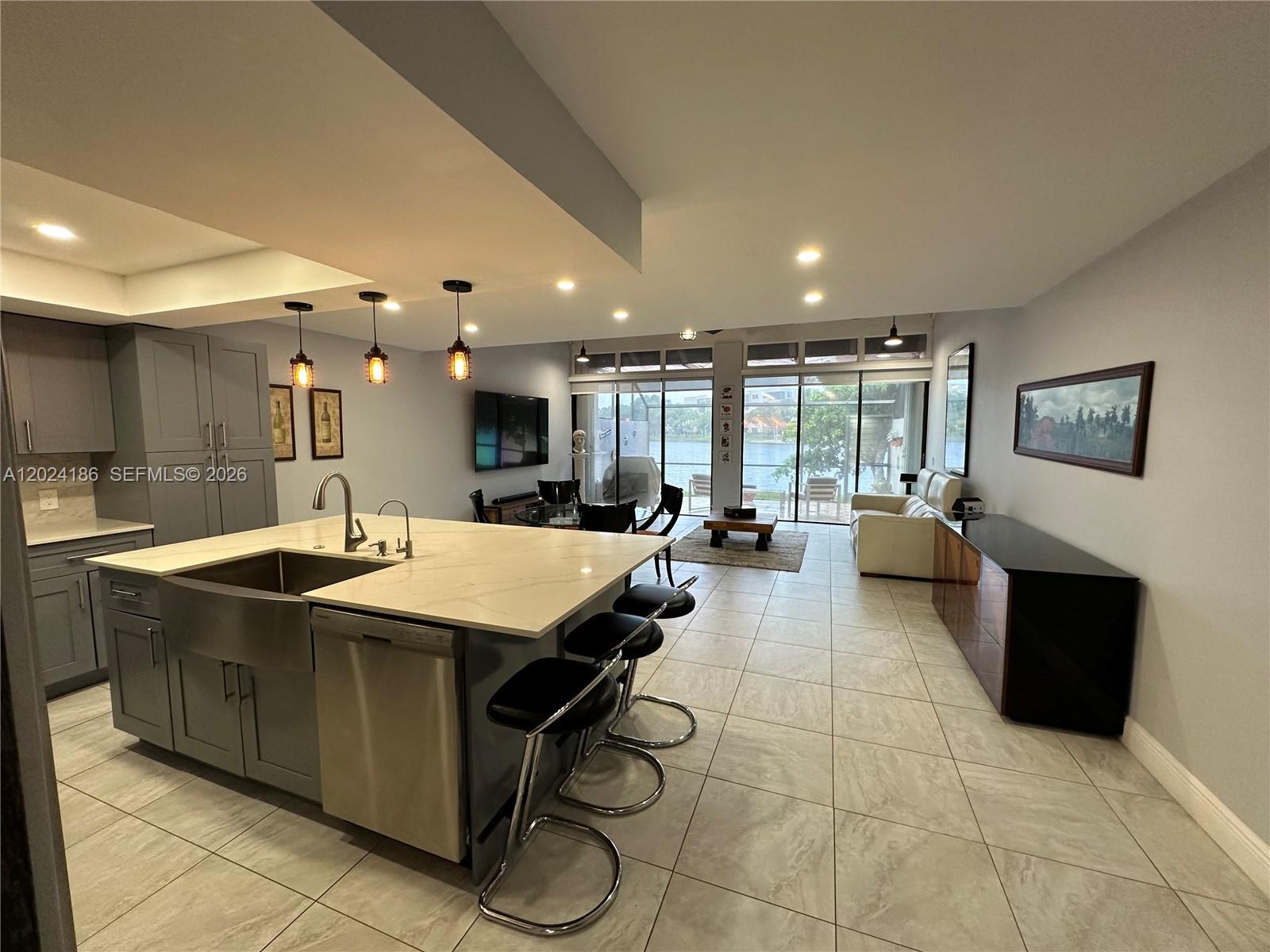 EVERGLADES SUGAR & LAND - Residential Lease