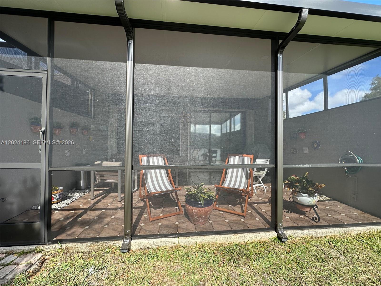 EVERGLADES SUGAR & LAND - Residential Lease