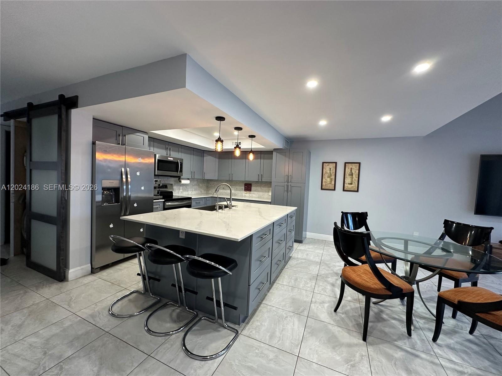 EVERGLADES SUGAR & LAND - Residential Lease