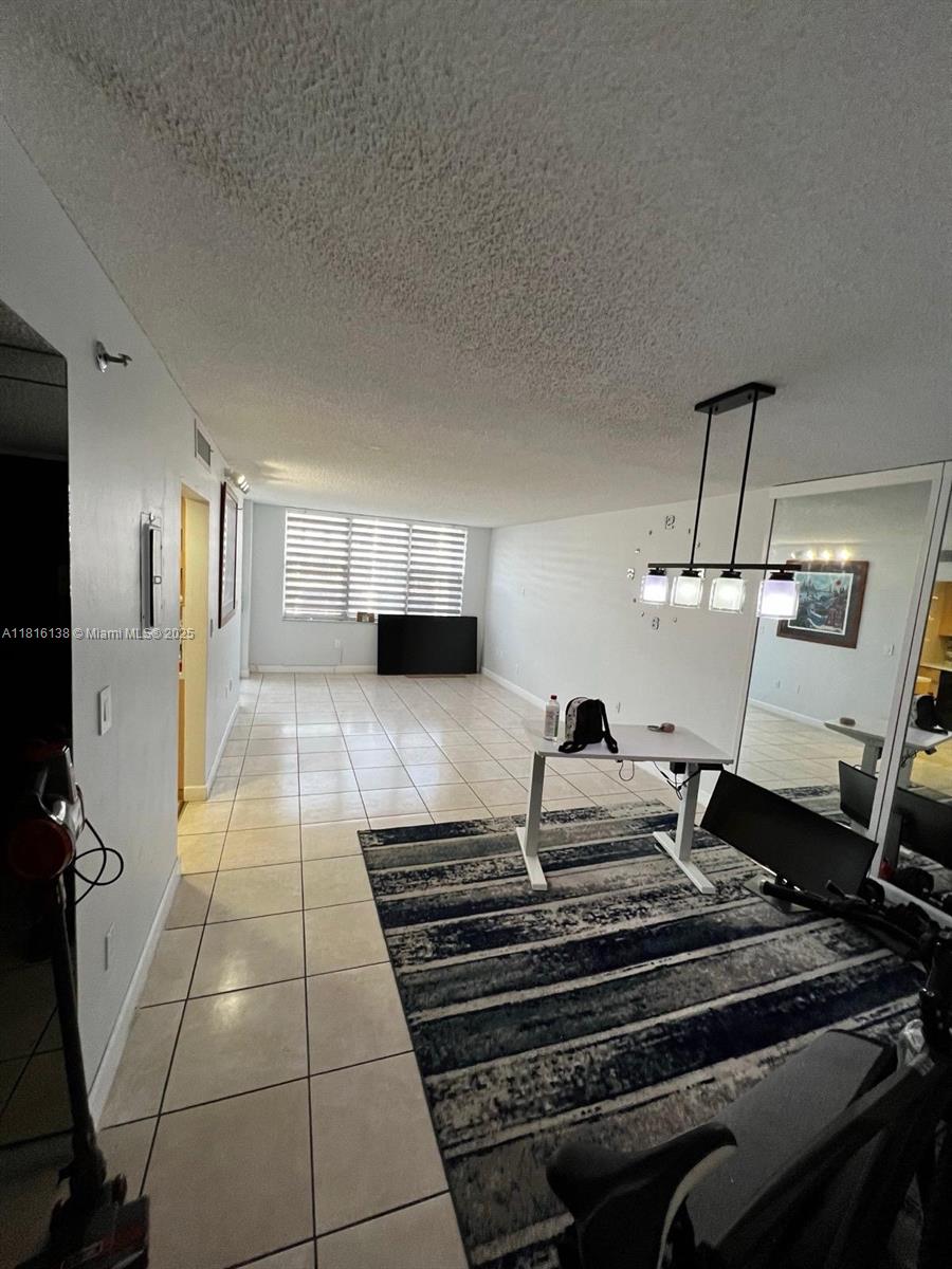 GREYNOLDS PARK CLUB CONDO - Residential
