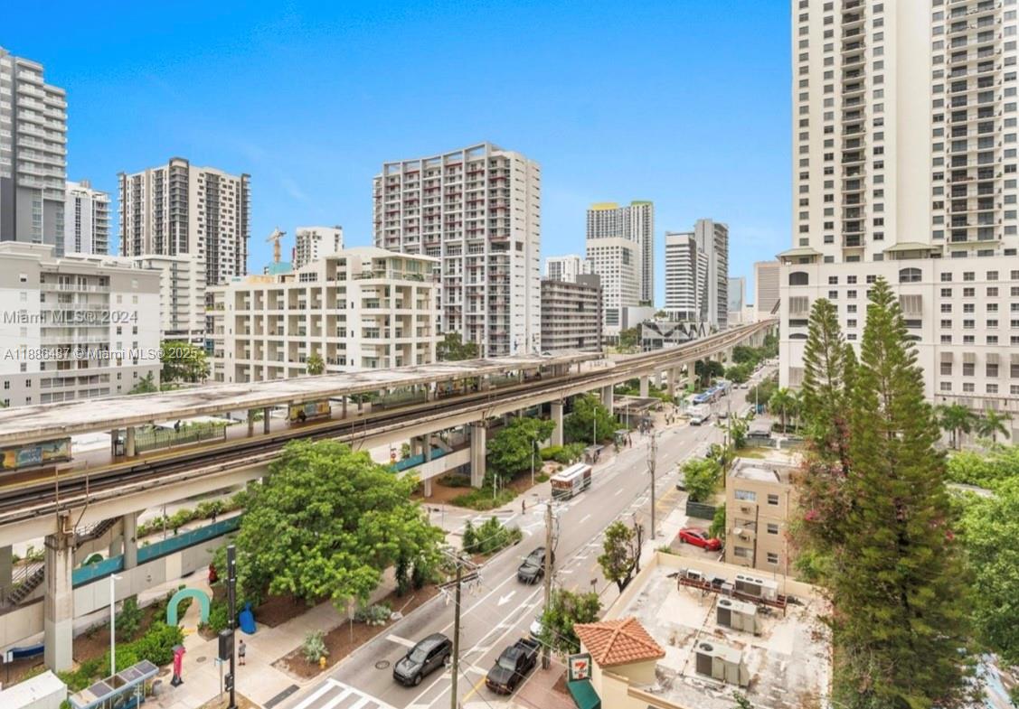 79 SW 12th St 2102-S