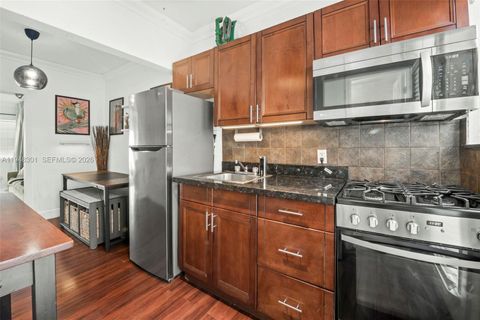 330 74th St 5 Miami Beach FL 33141