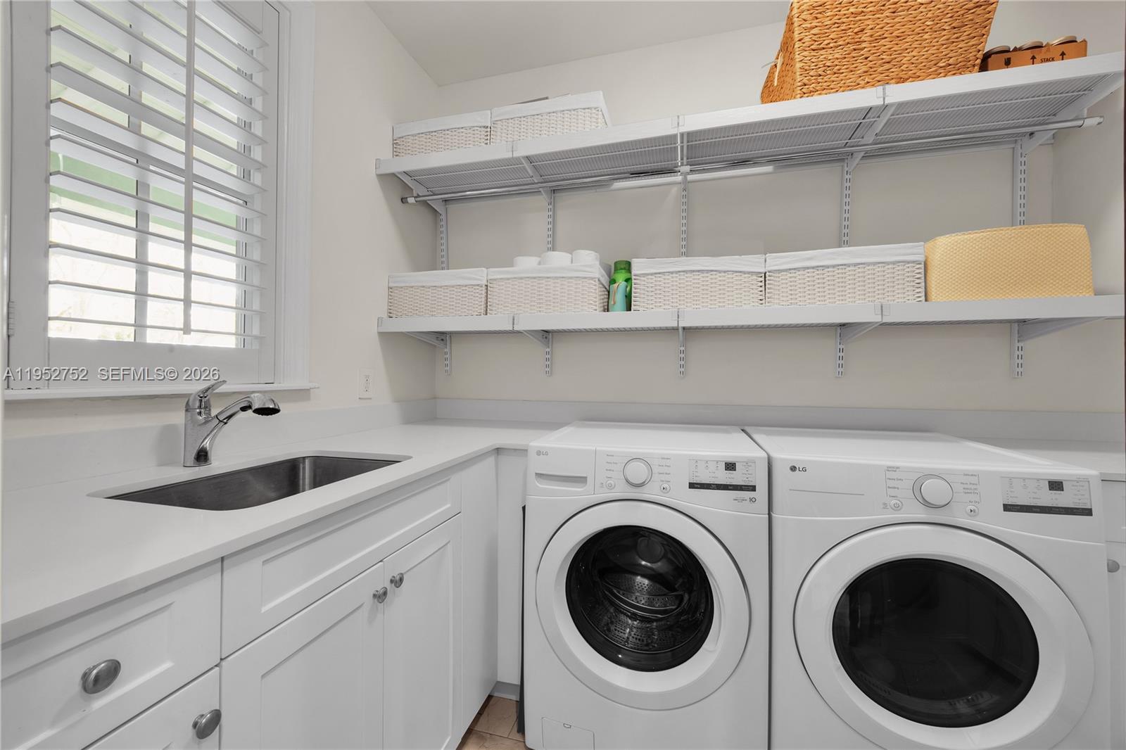 OAKRIDGE ESTATES SEC 2 - Residential