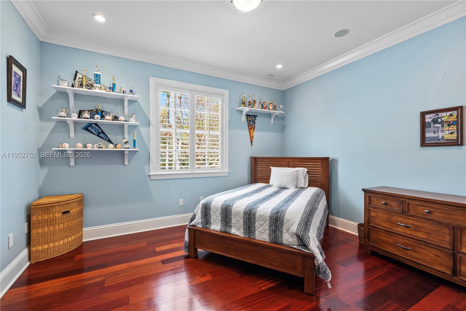 OAKRIDGE ESTATES SEC 2 - Residential