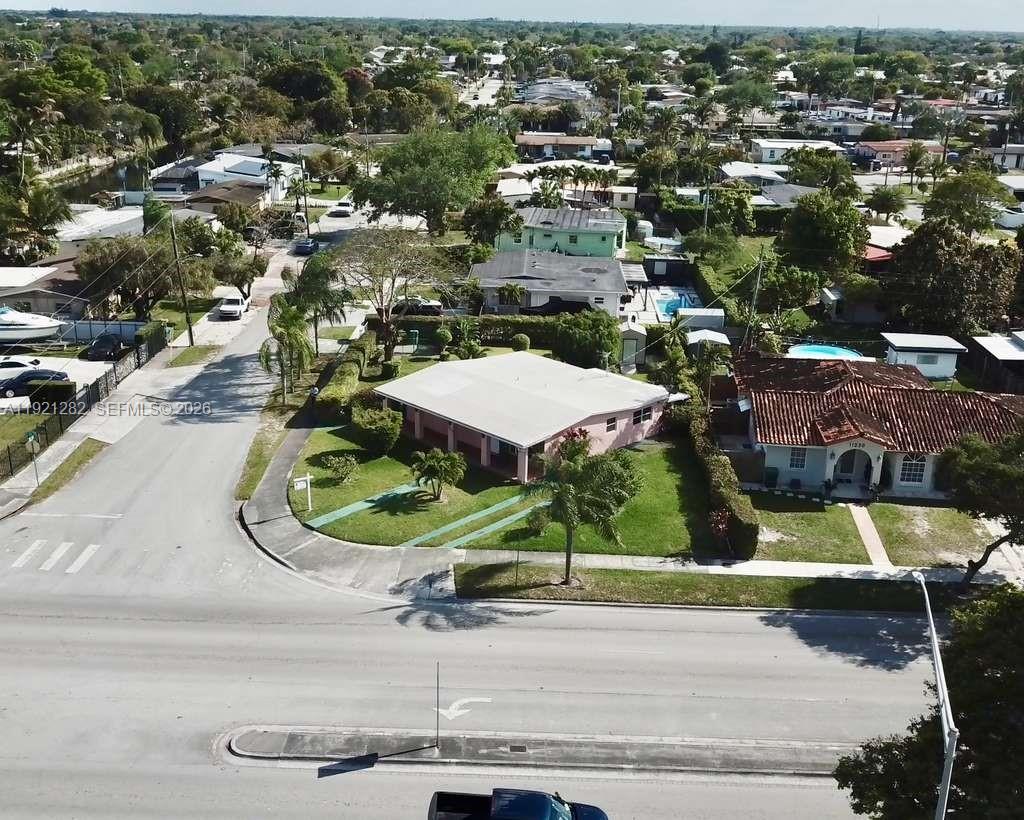 WESTWOOD LAKE 9TH ADDN - Residential