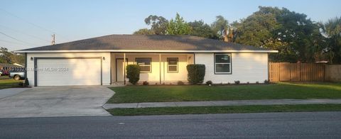 Single Family Residence in Cocoa FL 6065 Rena Ave Ave 1.jpg