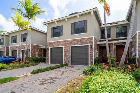 A home in Deerfield Beach