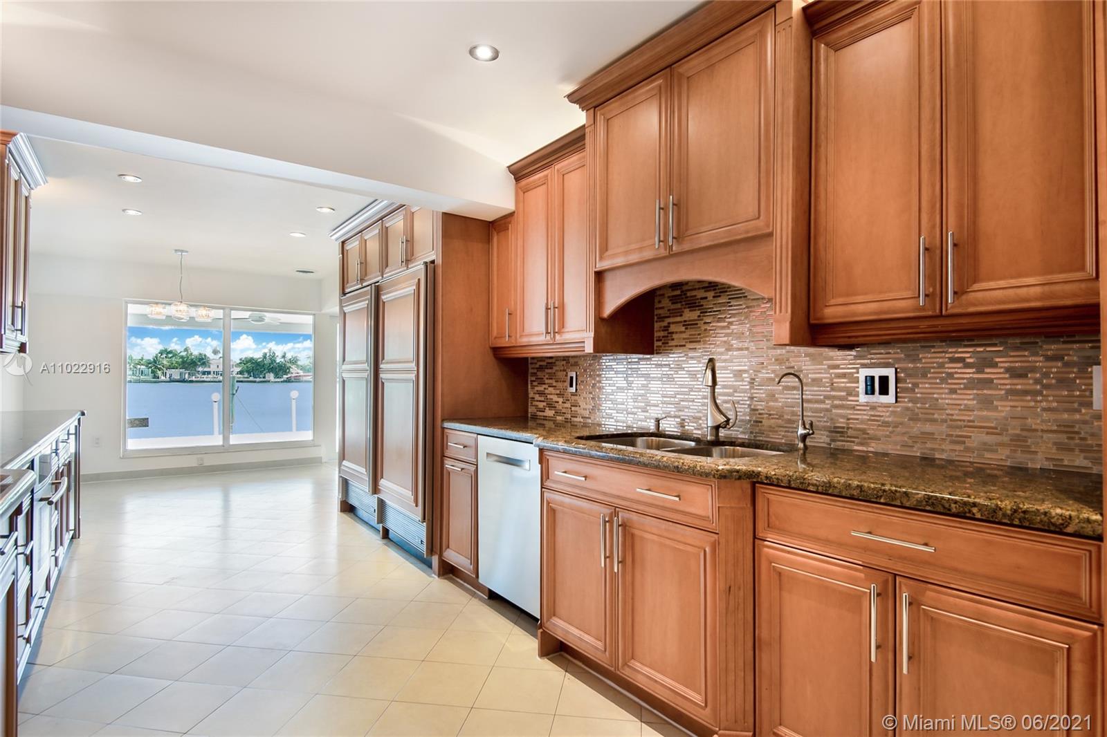 BISCAYNE BEACH-2ND ADDN - Residential