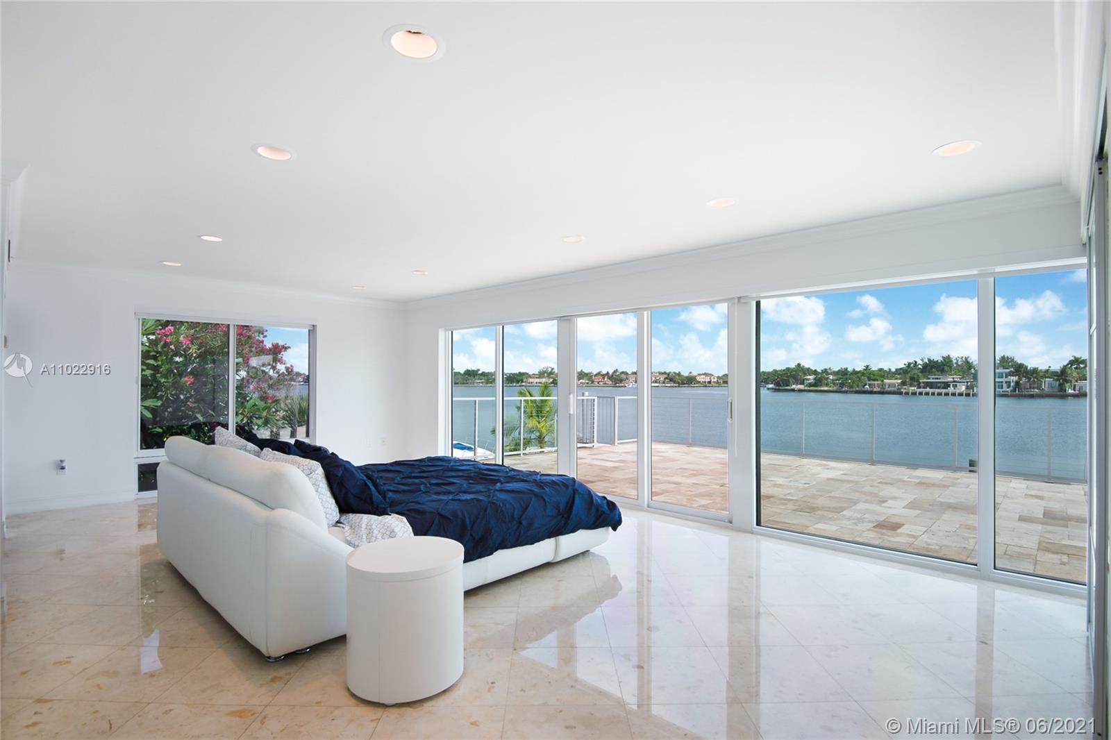 BISCAYNE BEACH-2ND ADDN - Residential
