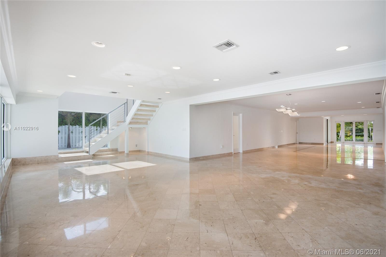 BISCAYNE BEACH-2ND ADDN - Residential