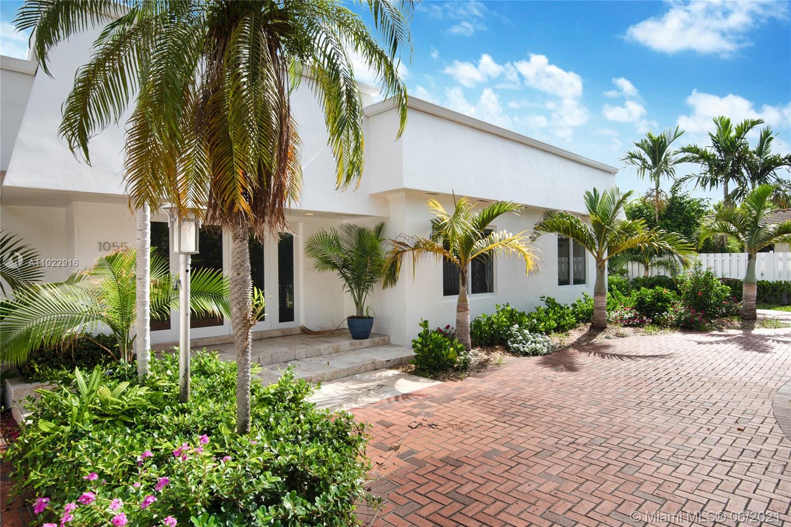 BISCAYNE BEACH-2ND ADDN - Residential